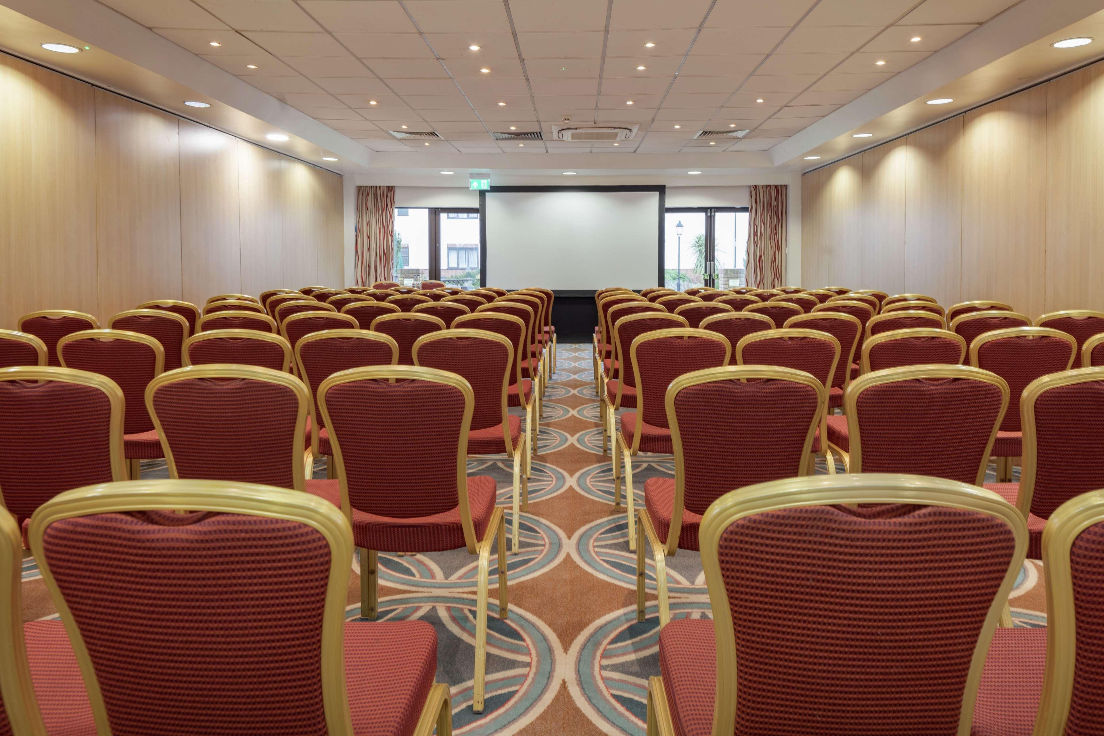 Oxford Belfry Hotel & Spa Thame Ngoại thất bức ảnh