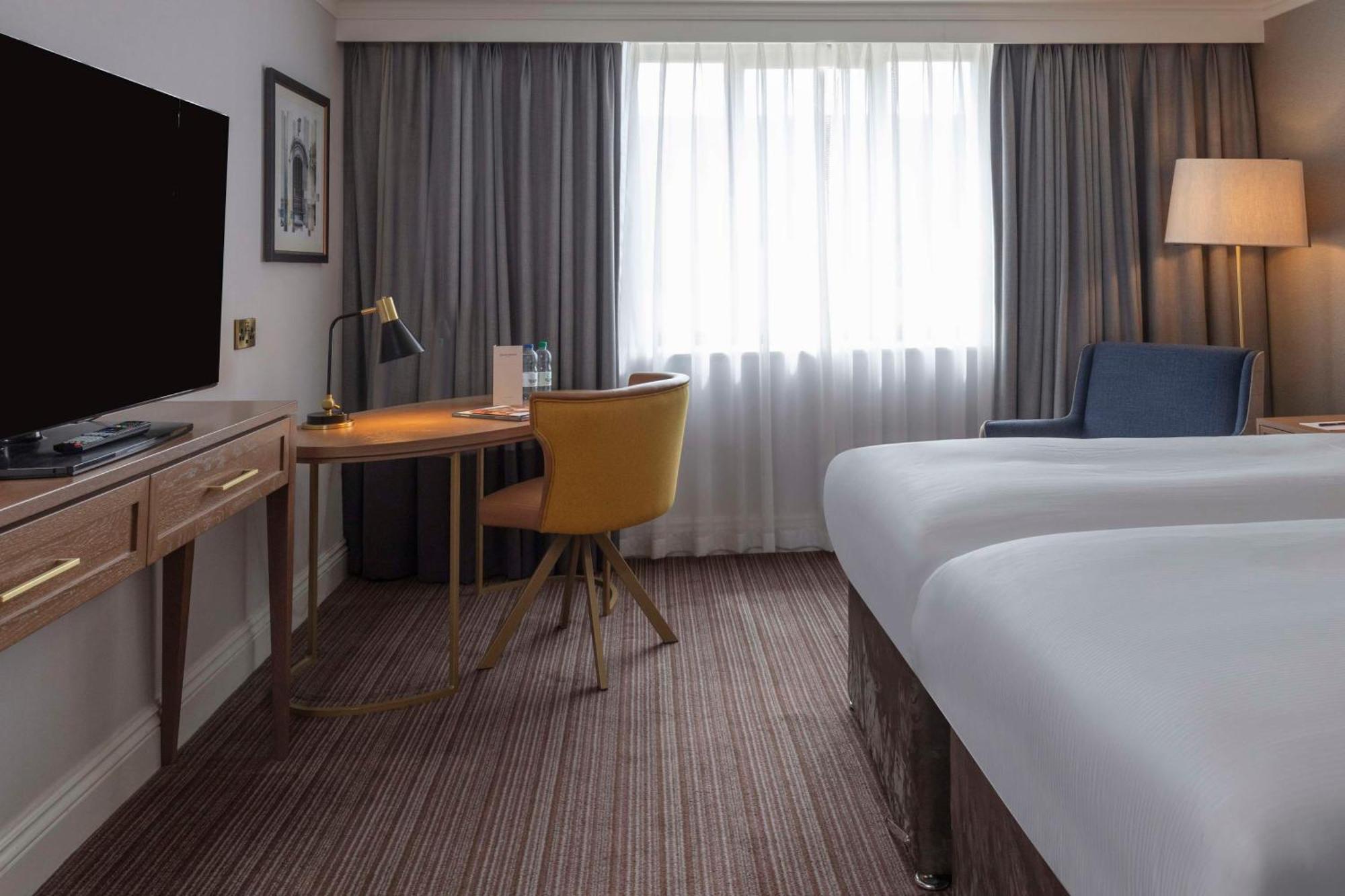 Oxford Belfry Hotel & Spa Thame Ngoại thất bức ảnh