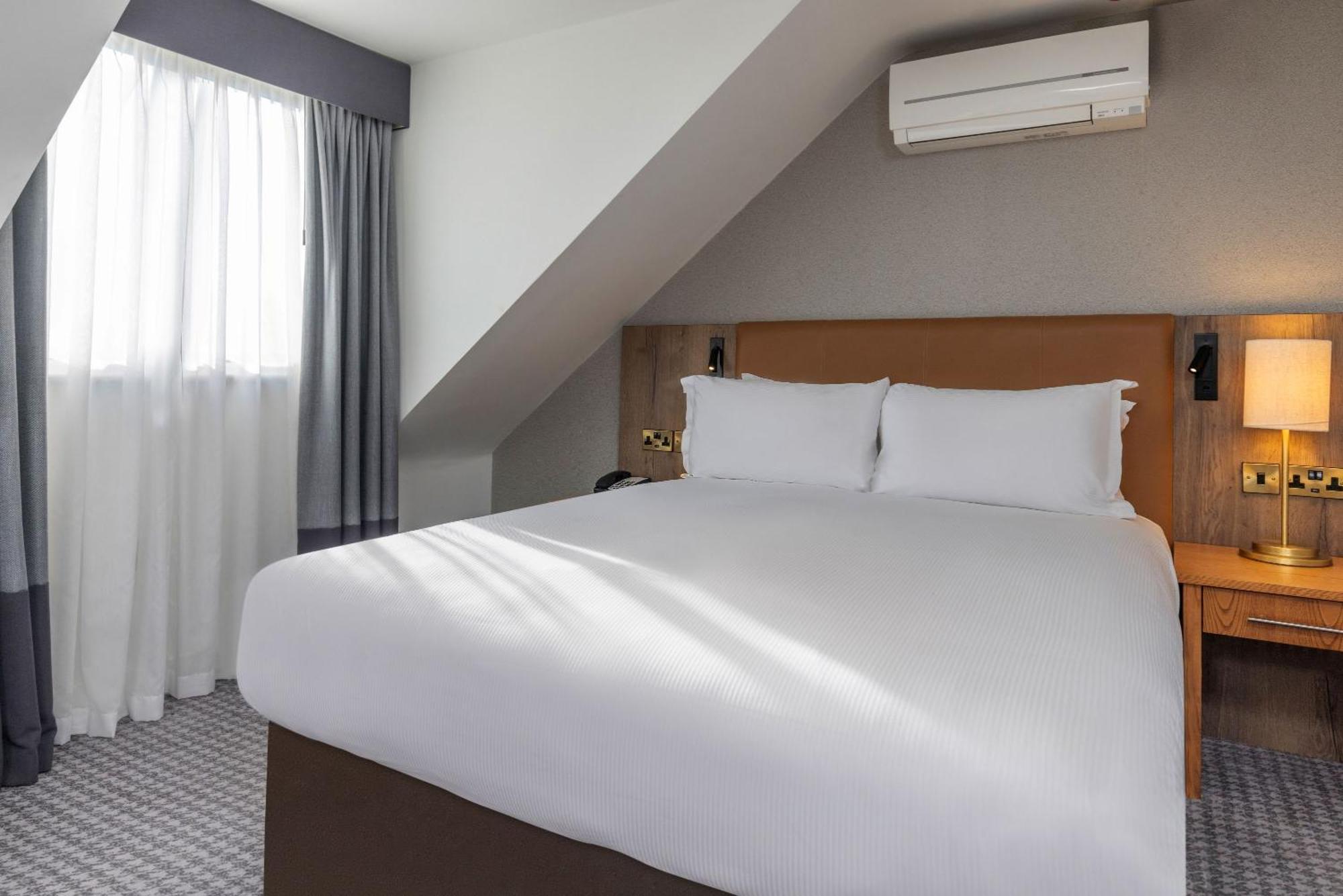 Oxford Belfry Hotel & Spa Thame Ngoại thất bức ảnh